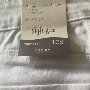 Style & Co Curvy Fit Skinny Tummy Control Midrise Size 10 Short Color White NWT